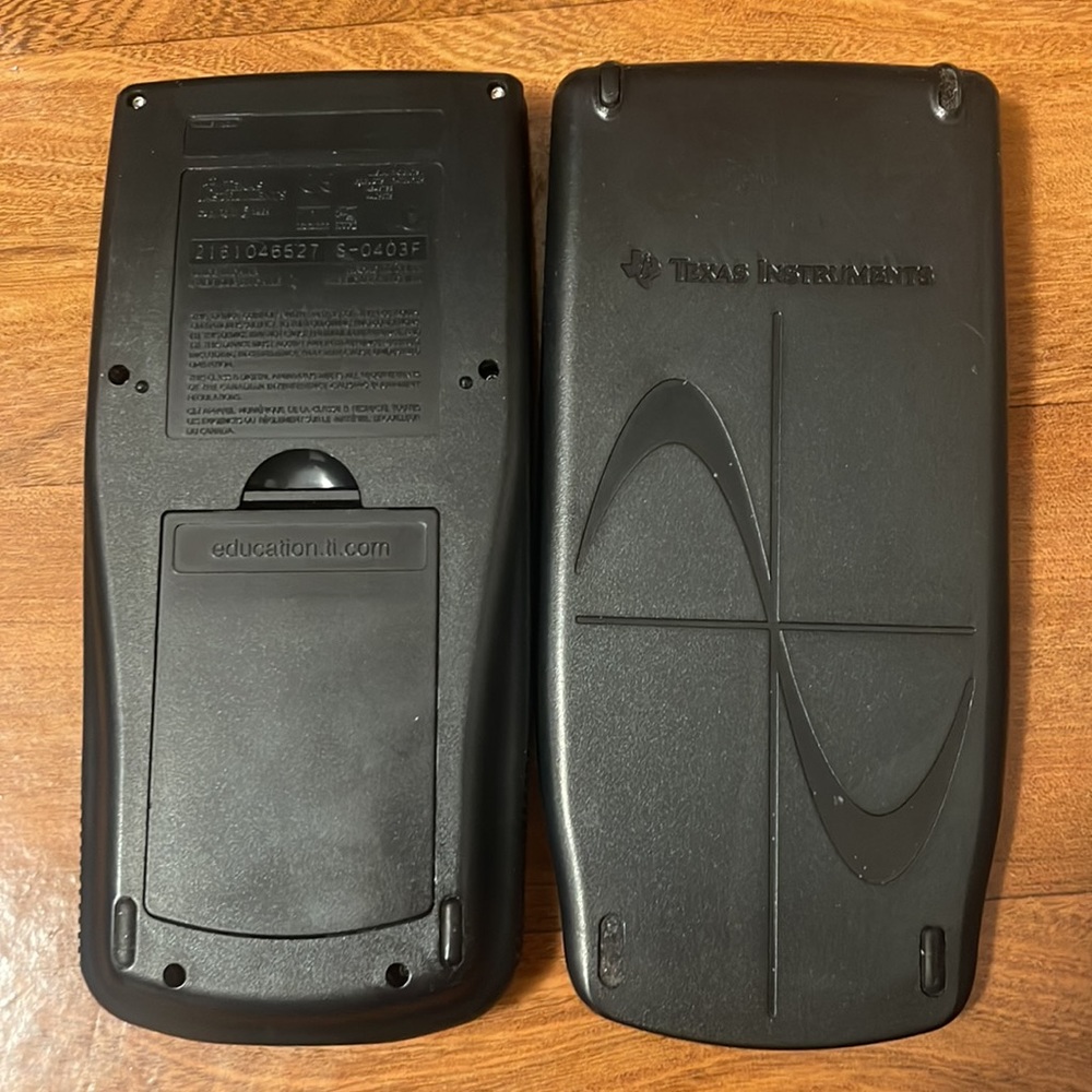Texas Instruments TI-89 - Picture 3 of 3